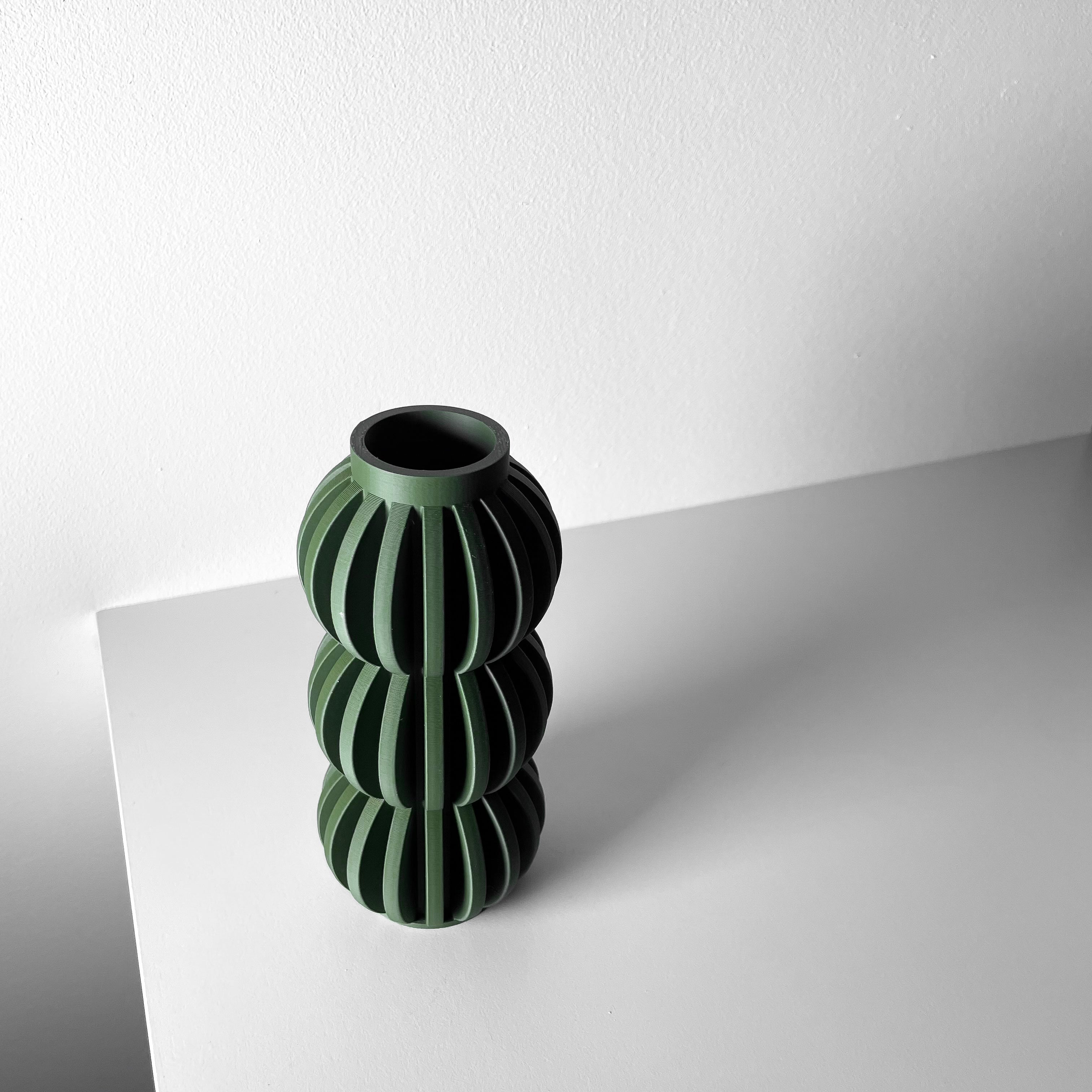 The Alura Vase