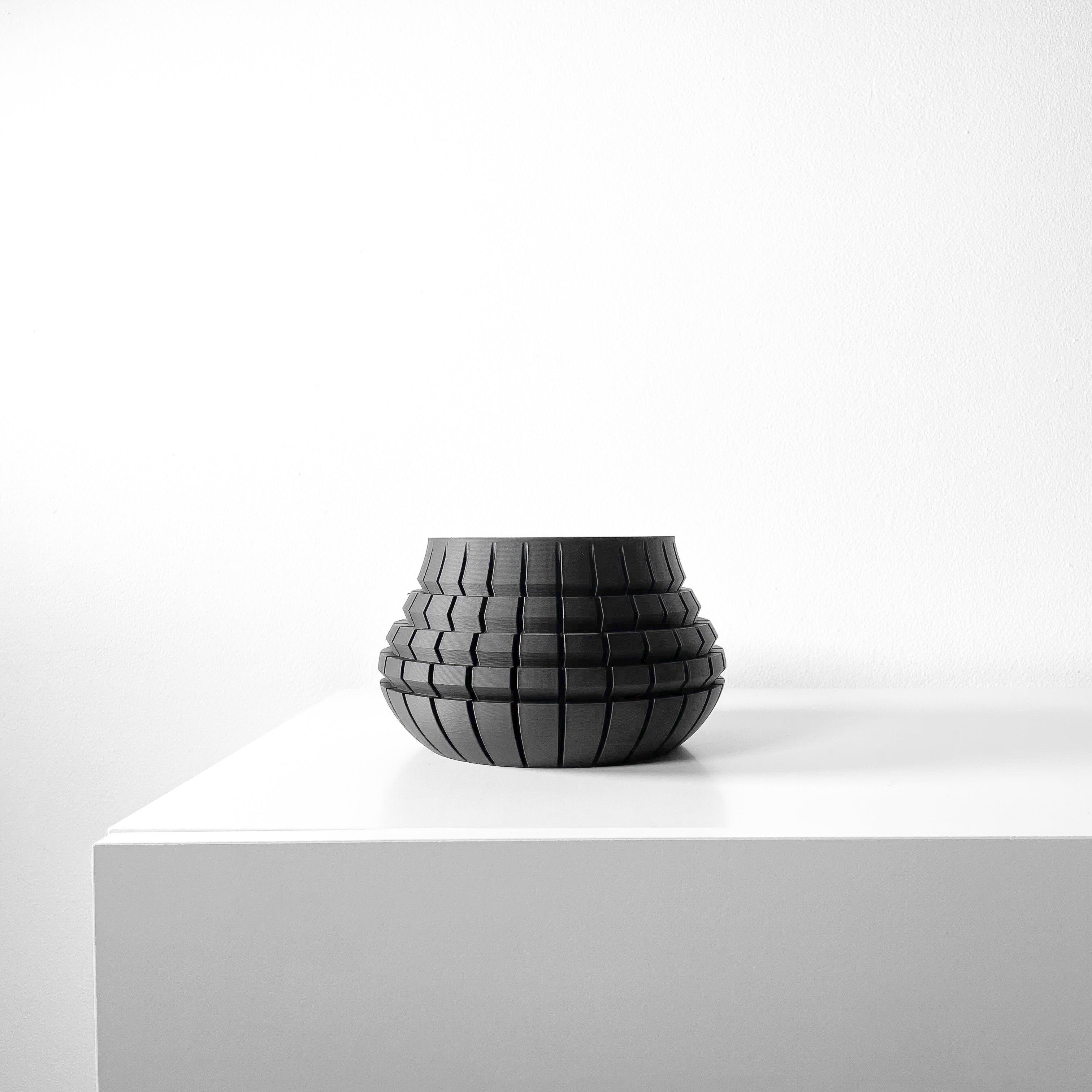 Ivane Planter