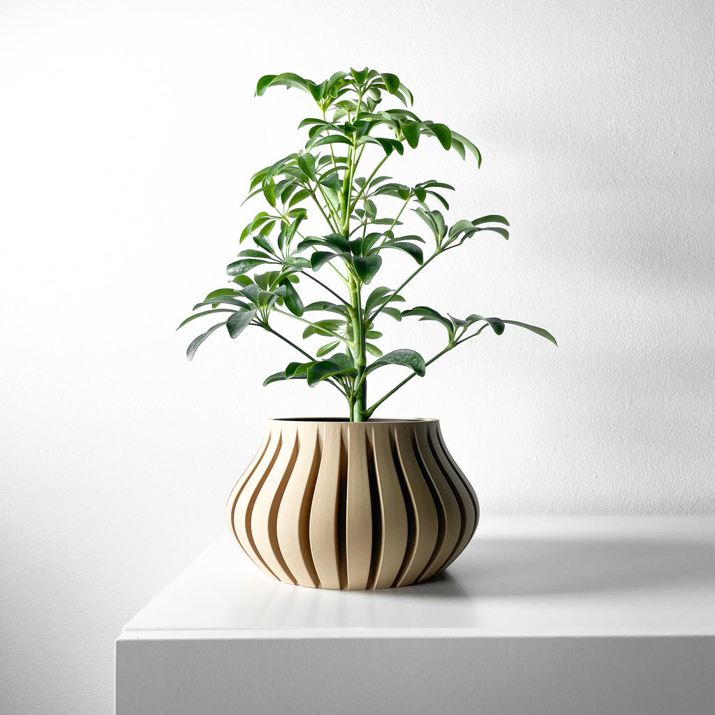 Toril Planter