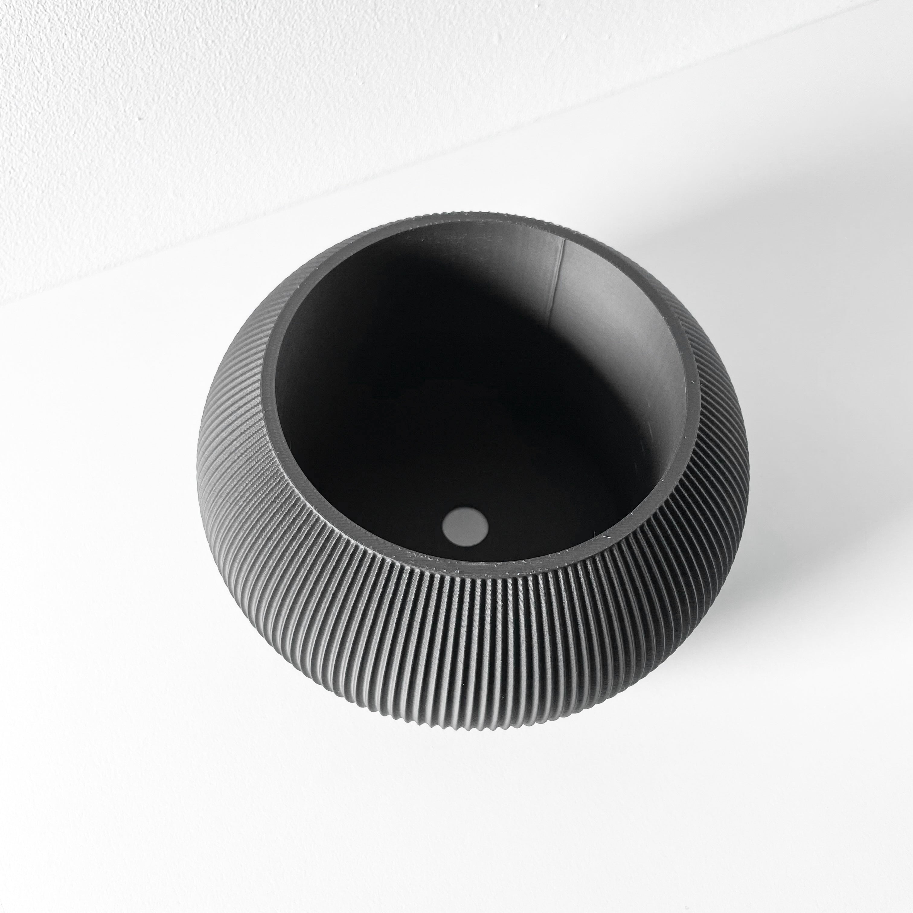 Melfi Planter