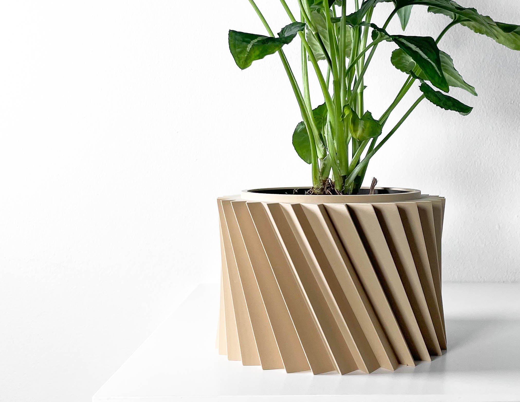 Wiron Planter