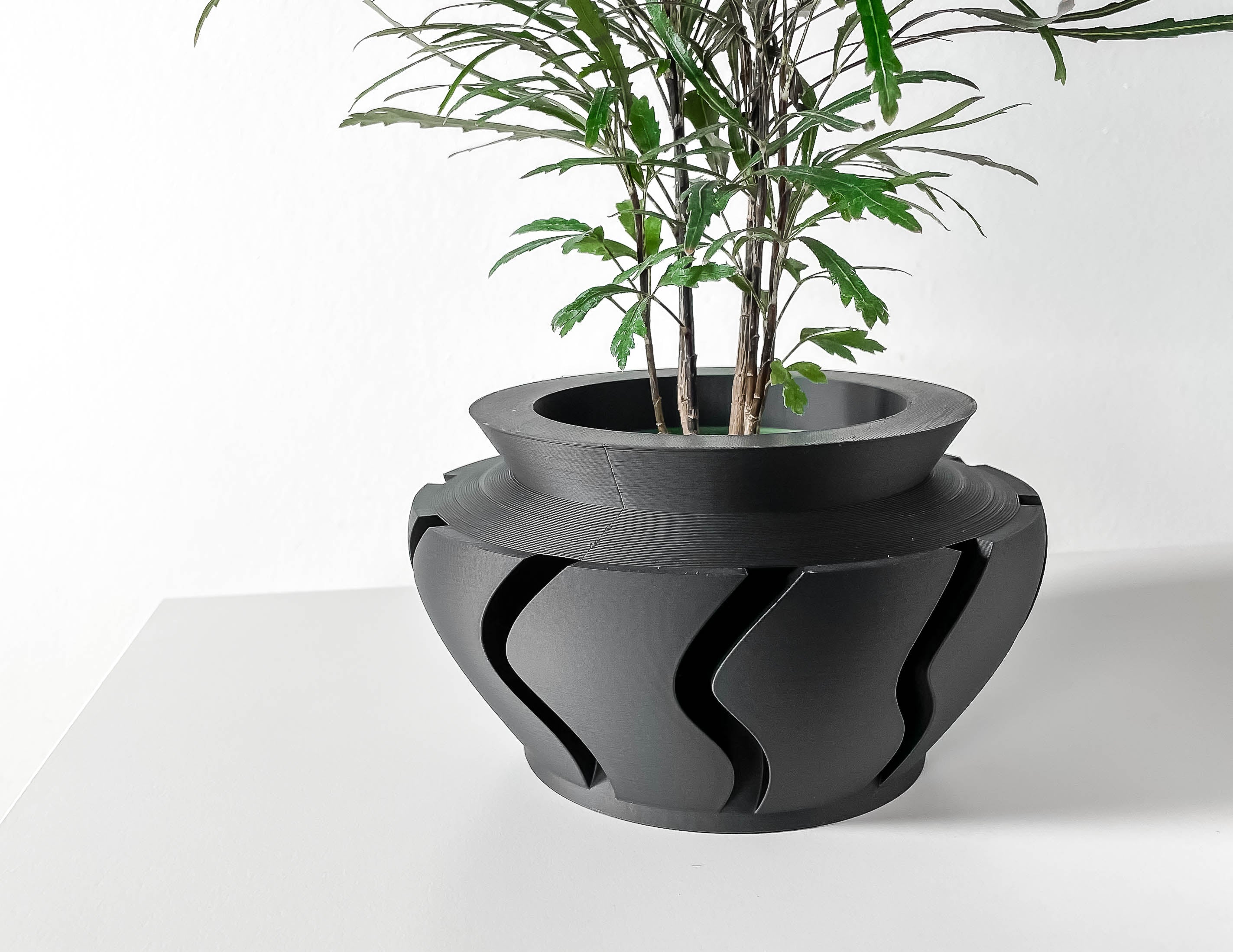 Inero Planter