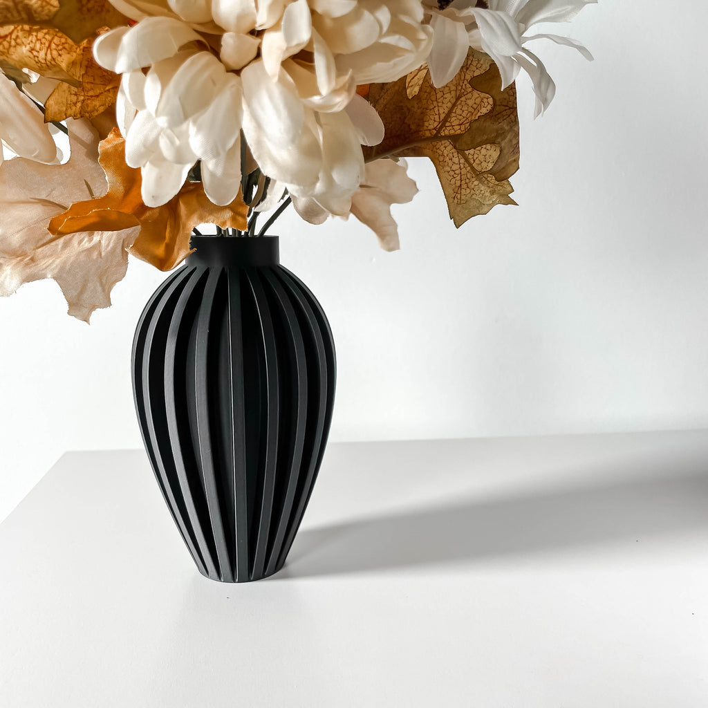 Busen Vase