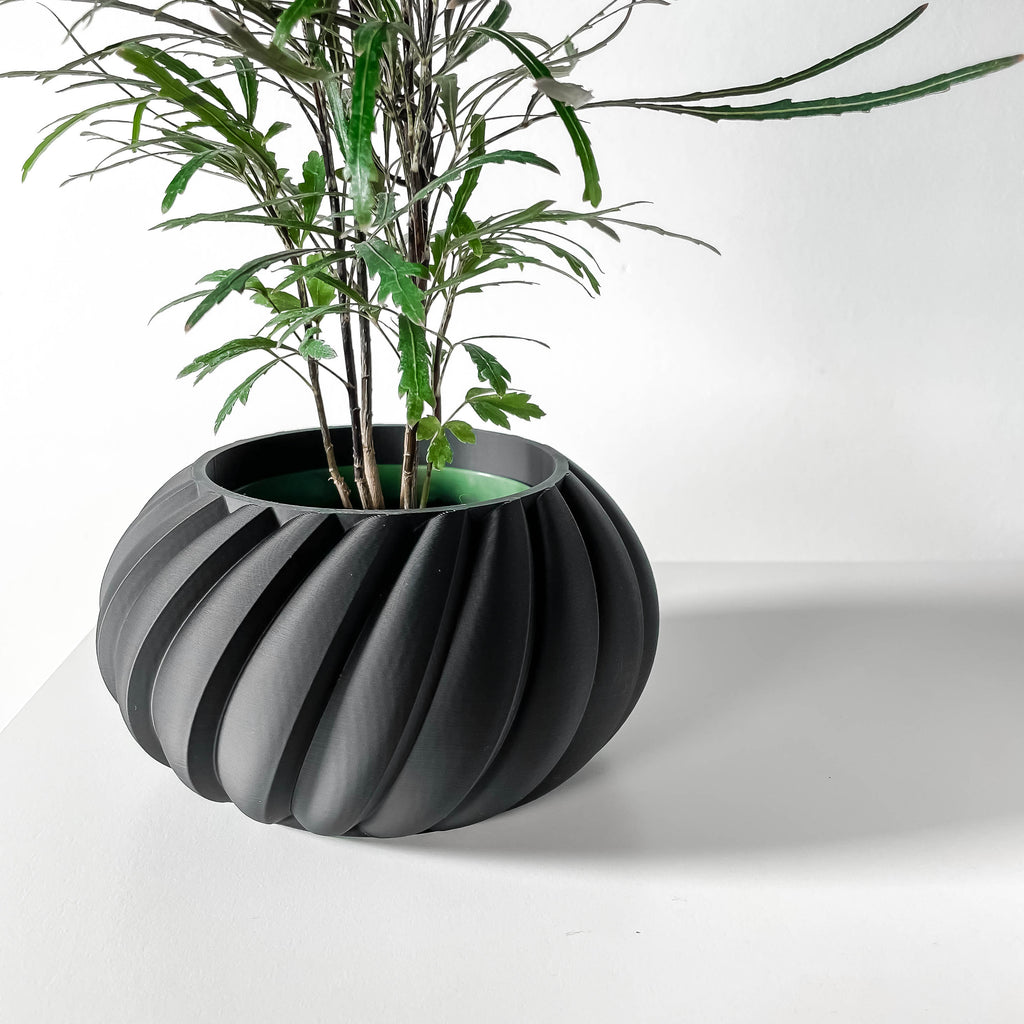 The Oro Planter Pot
