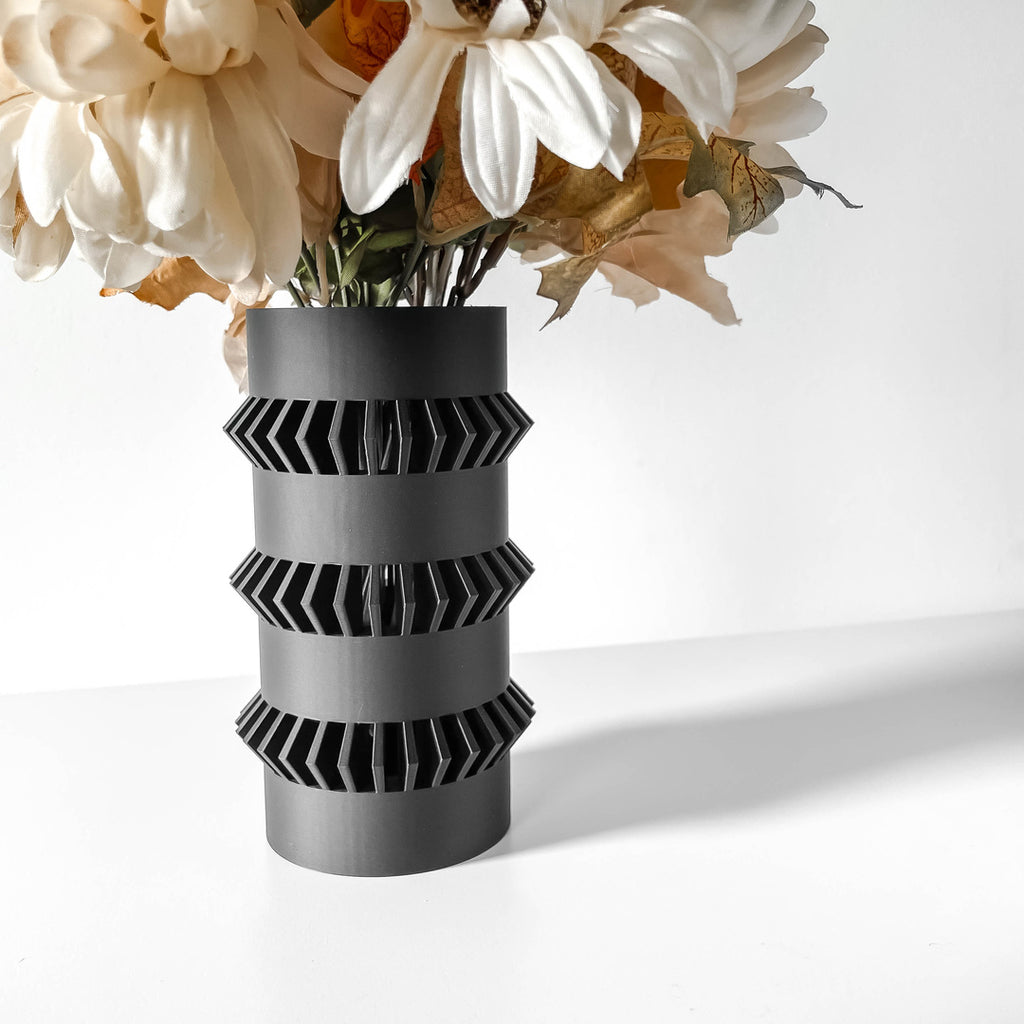 Curn Vase