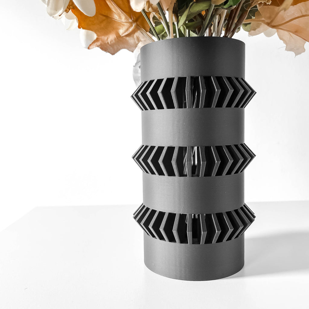 Curn Vase