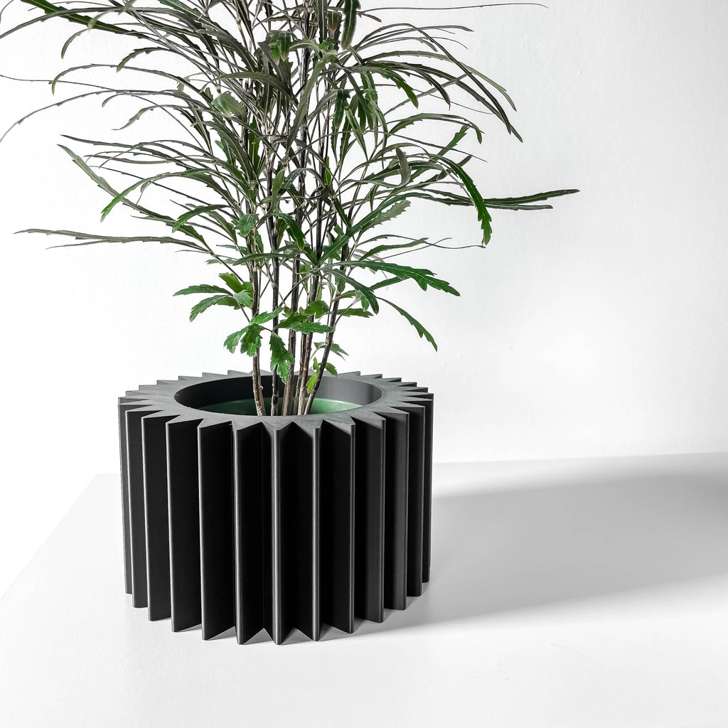Tuno Planter Pot