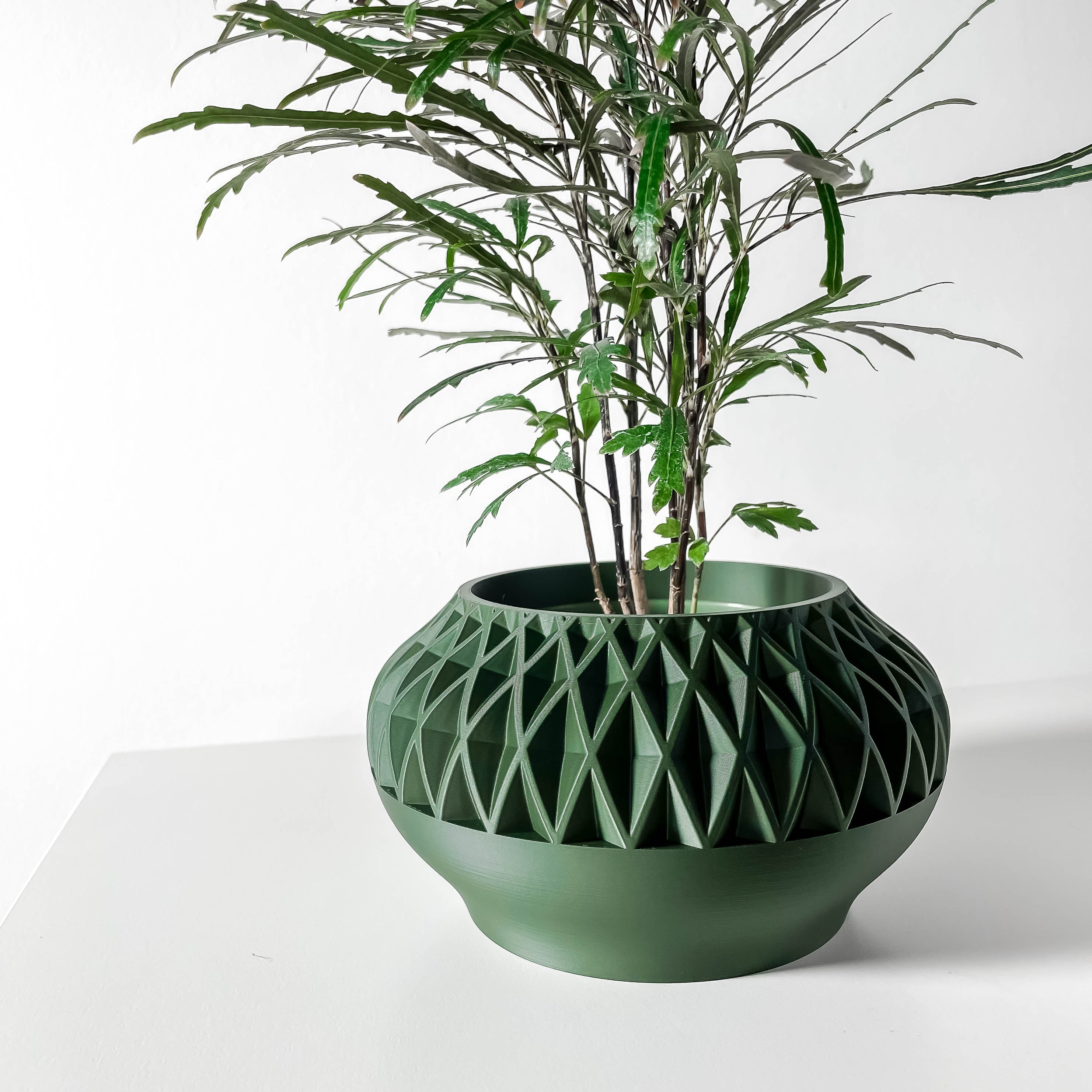 Ersos Planter Pot