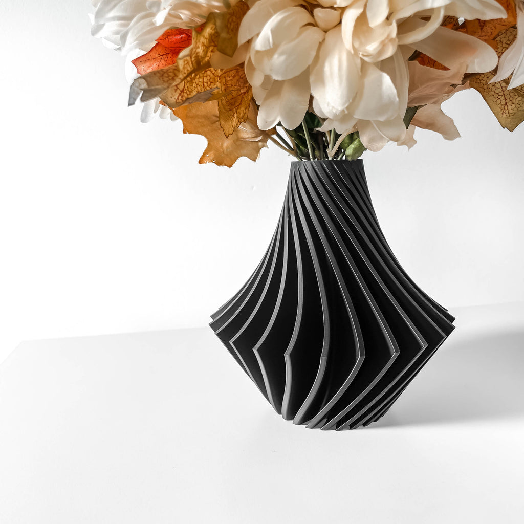 Vamio Vase