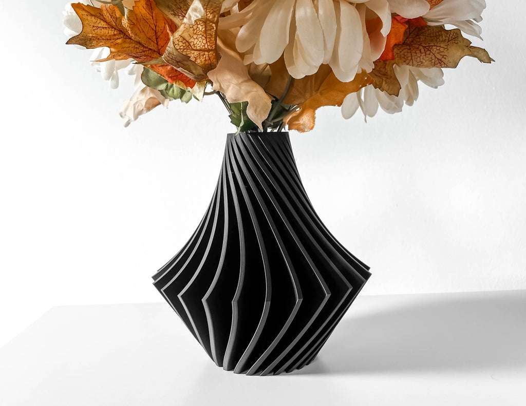 Vamio Vase