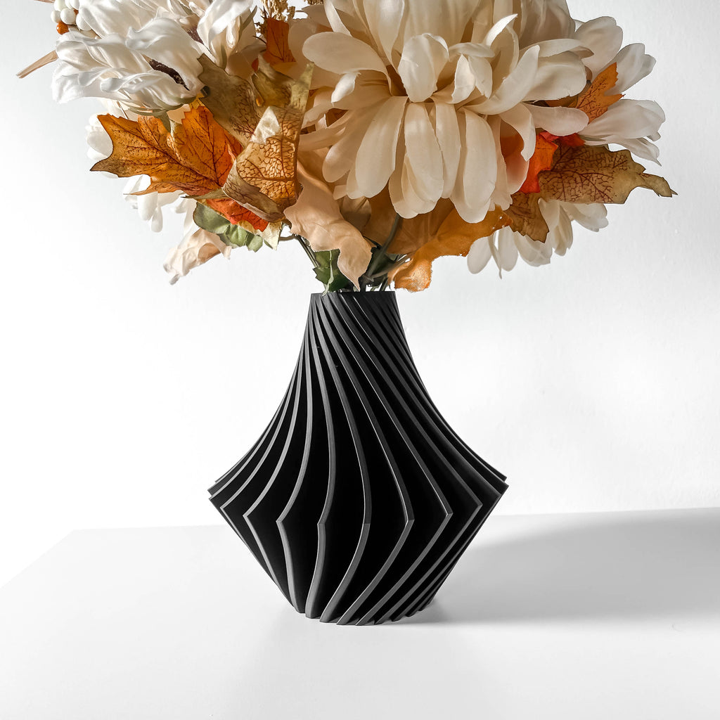 Vamio Vase