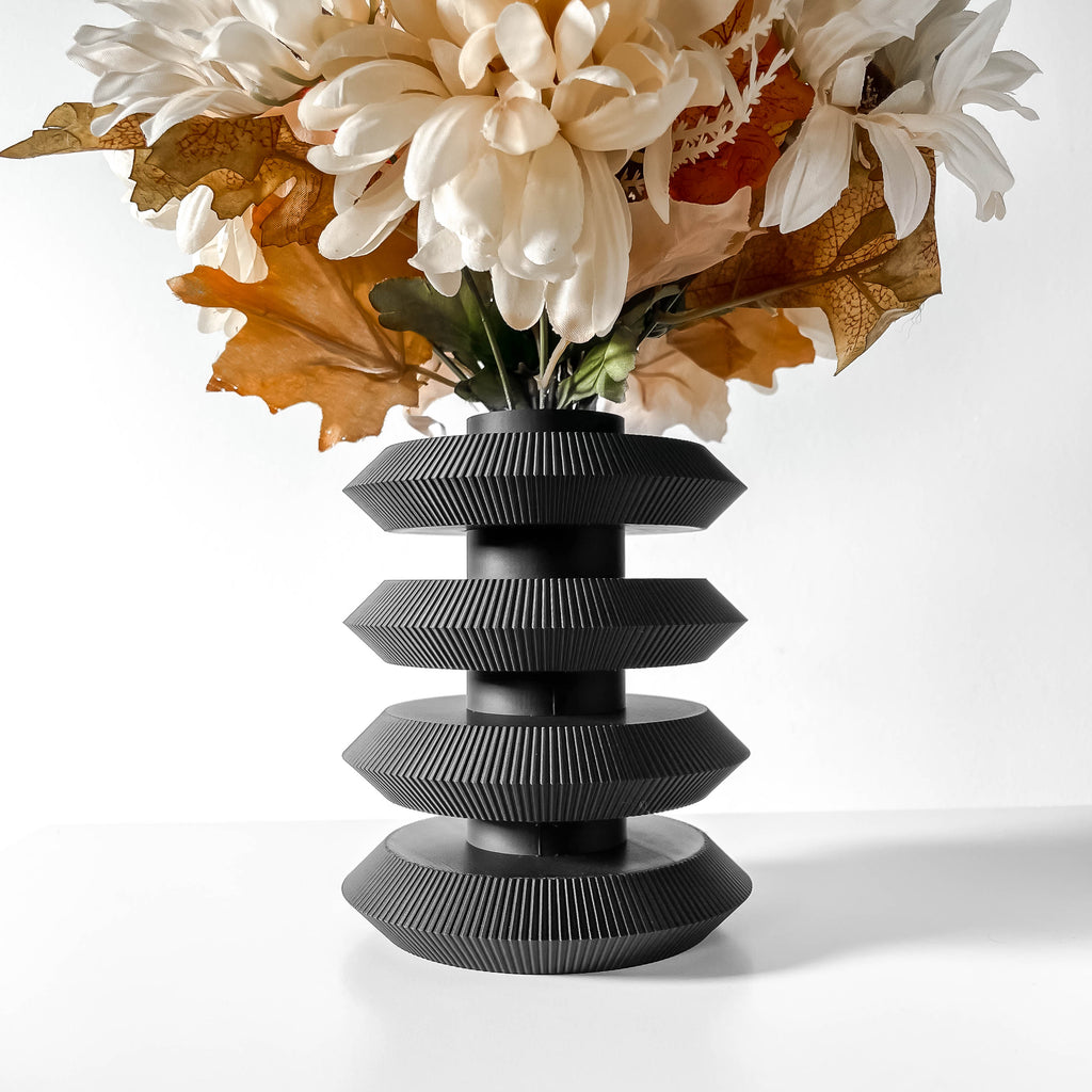 Enima Vase