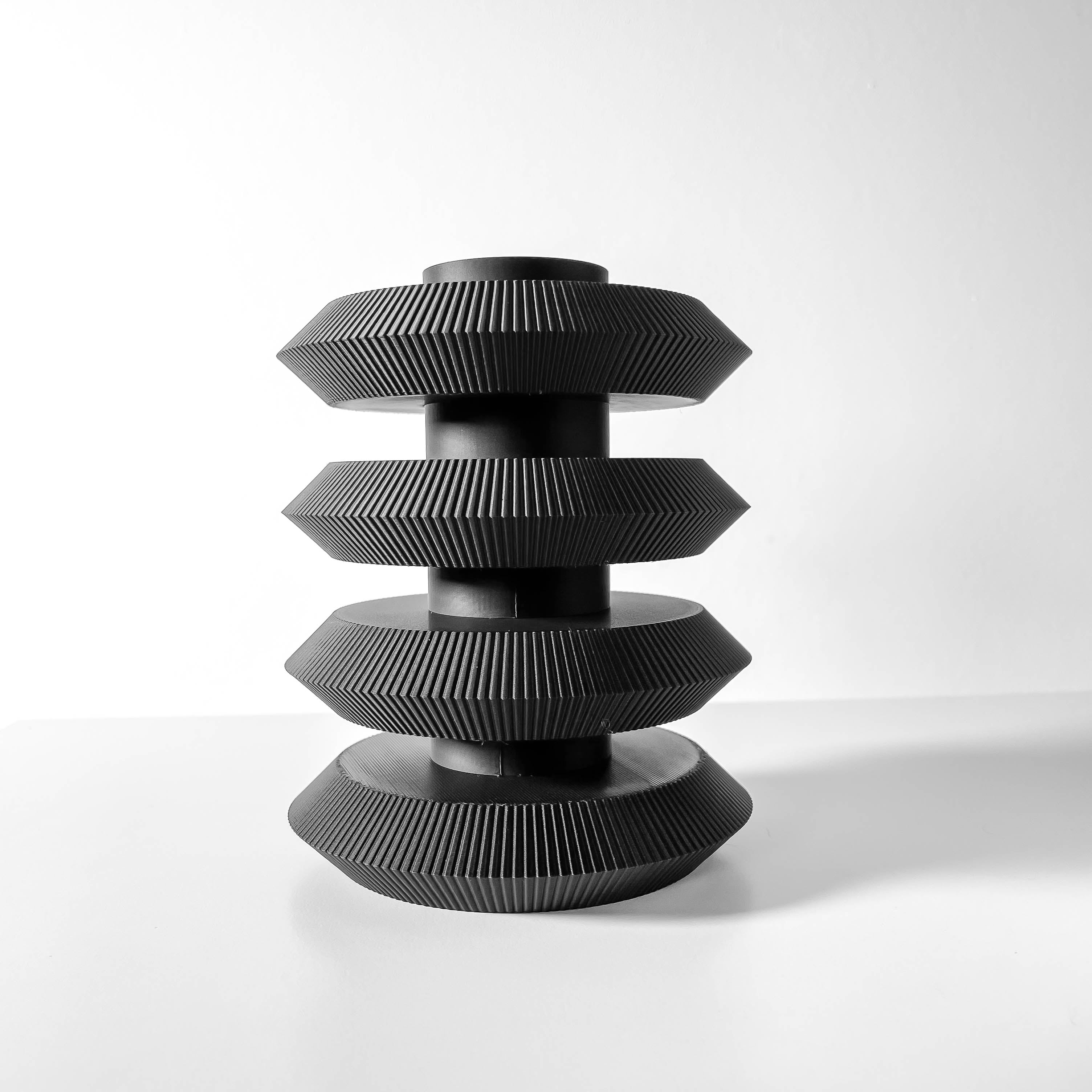 Enima Vase
