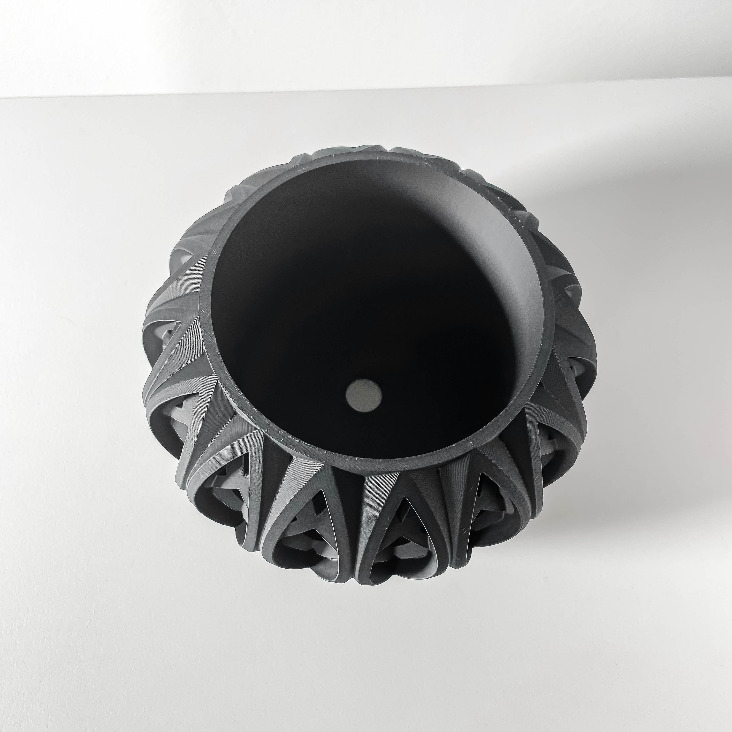 Ando Planter Pot