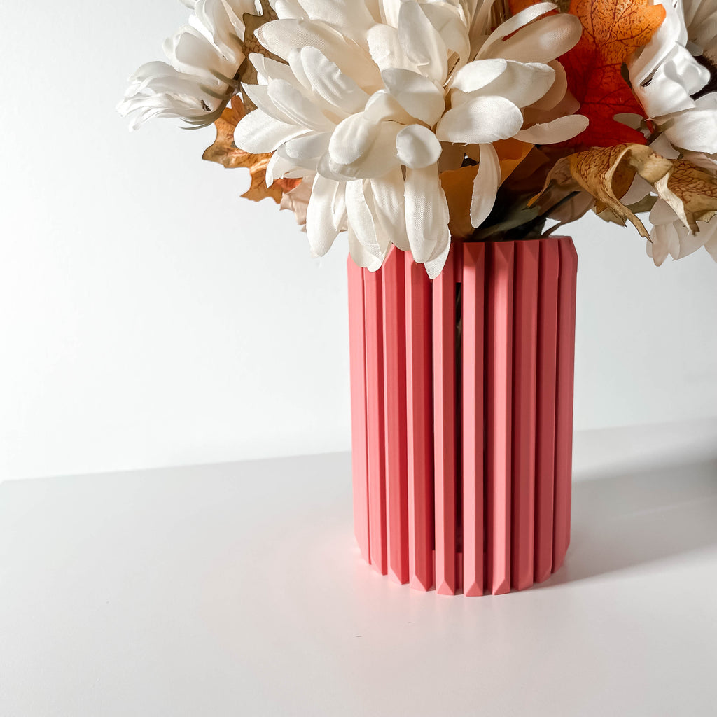 Teris Vase