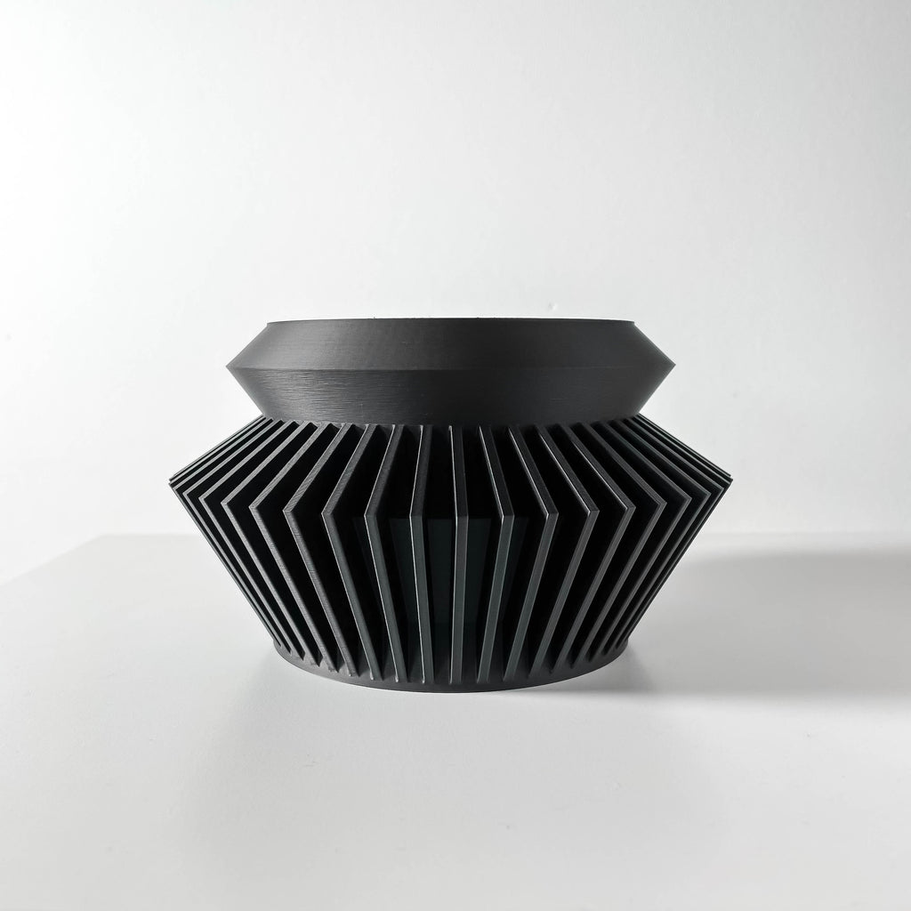 Quano Planter Pot