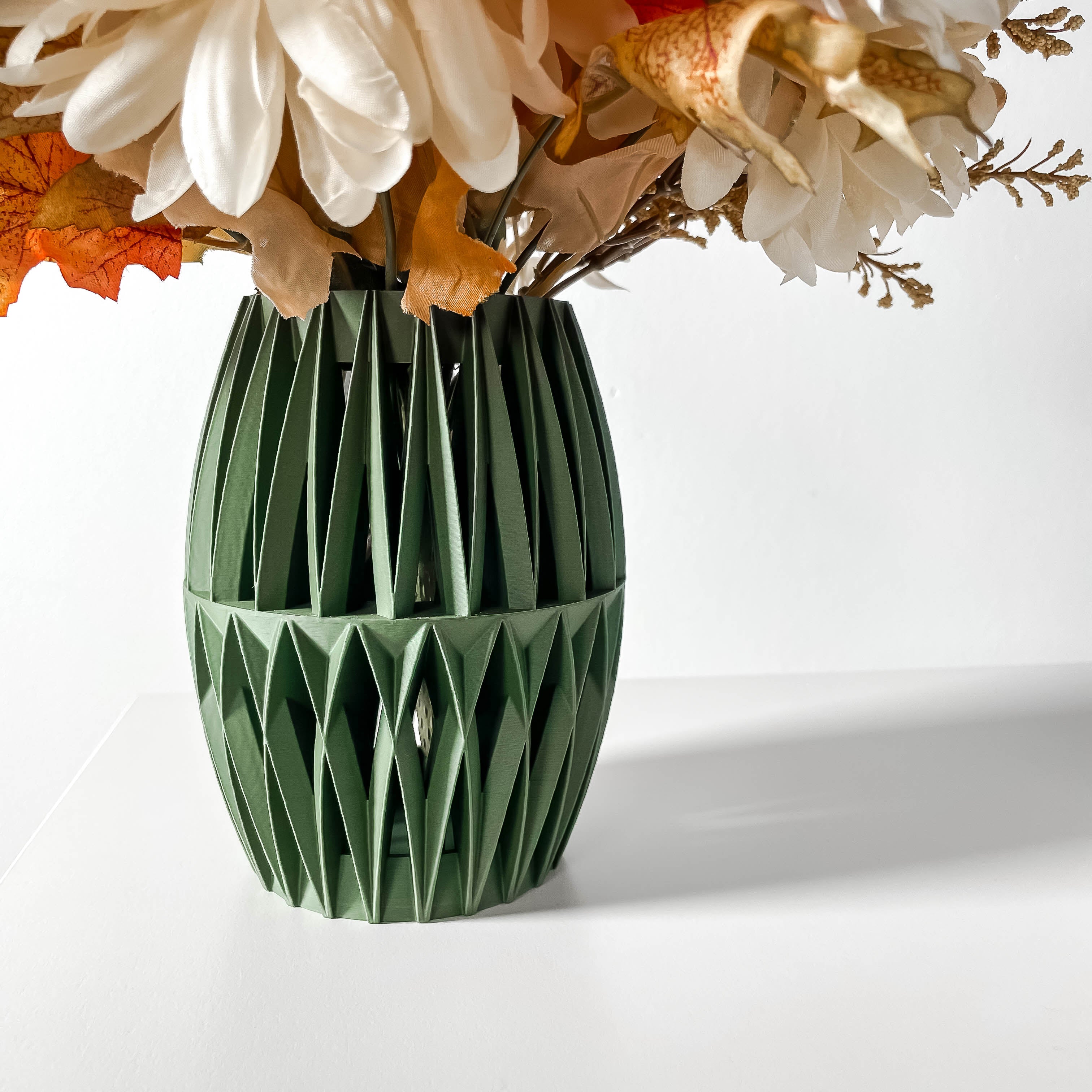 Reni Vase