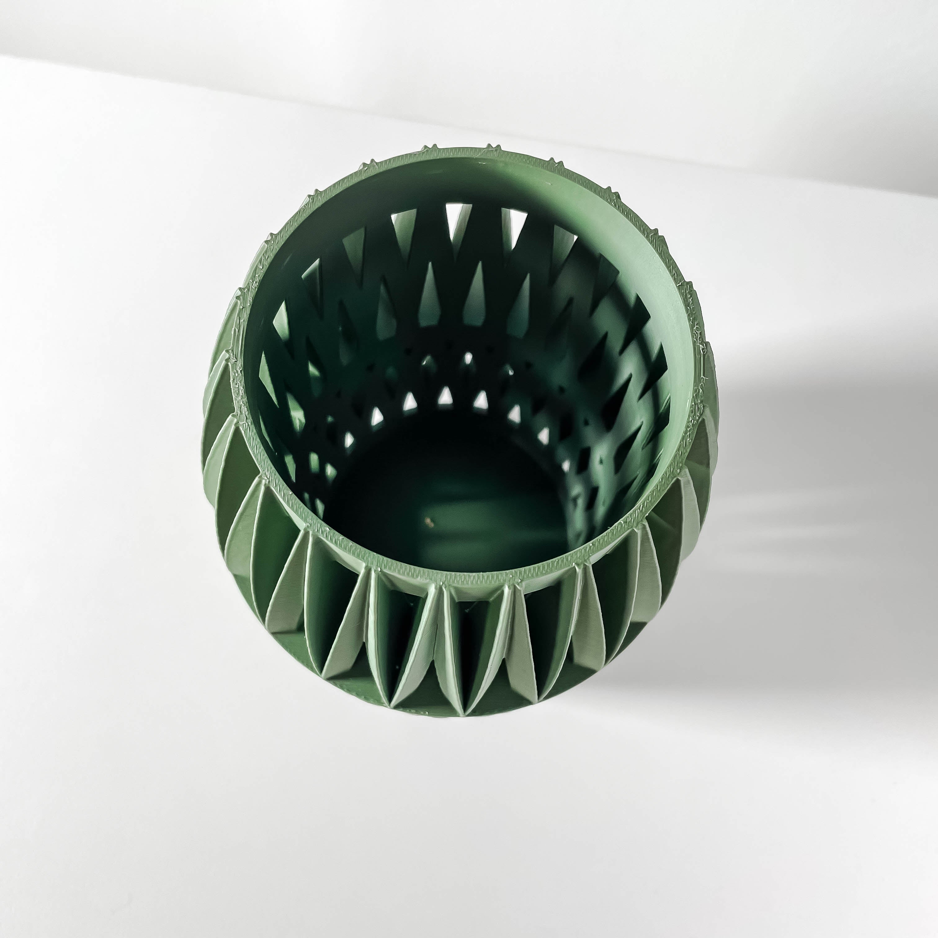 Reni Vase
