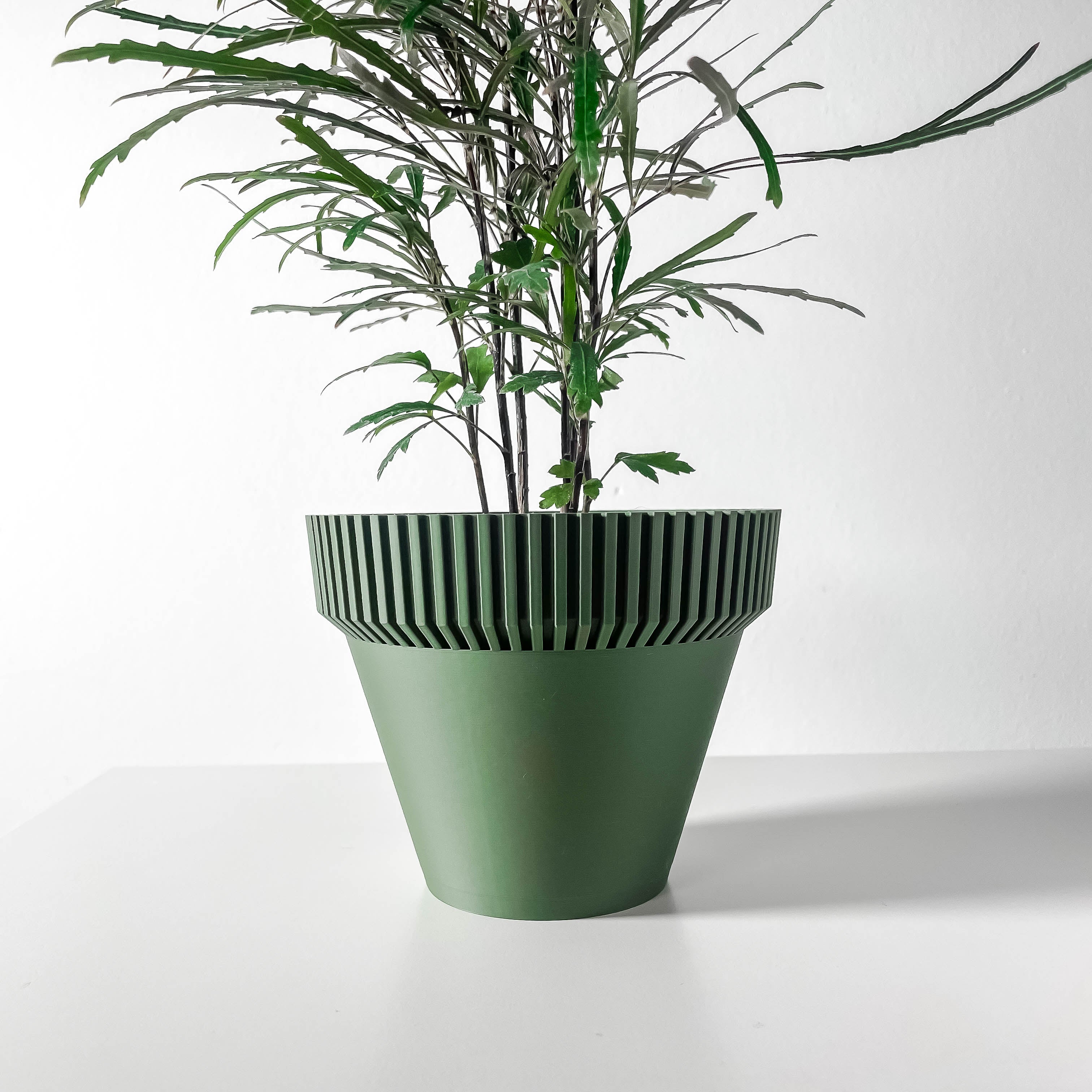 Nari Planter Pot
