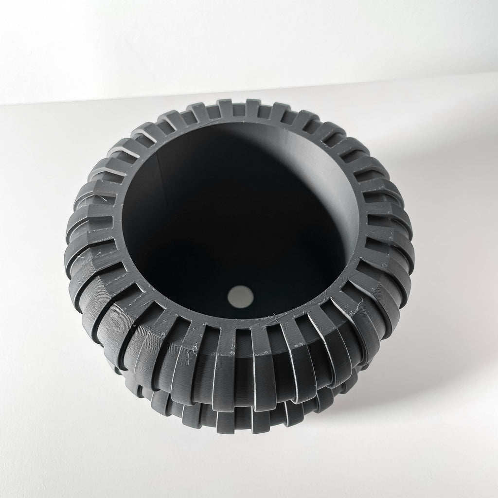 Wali Planter Pot