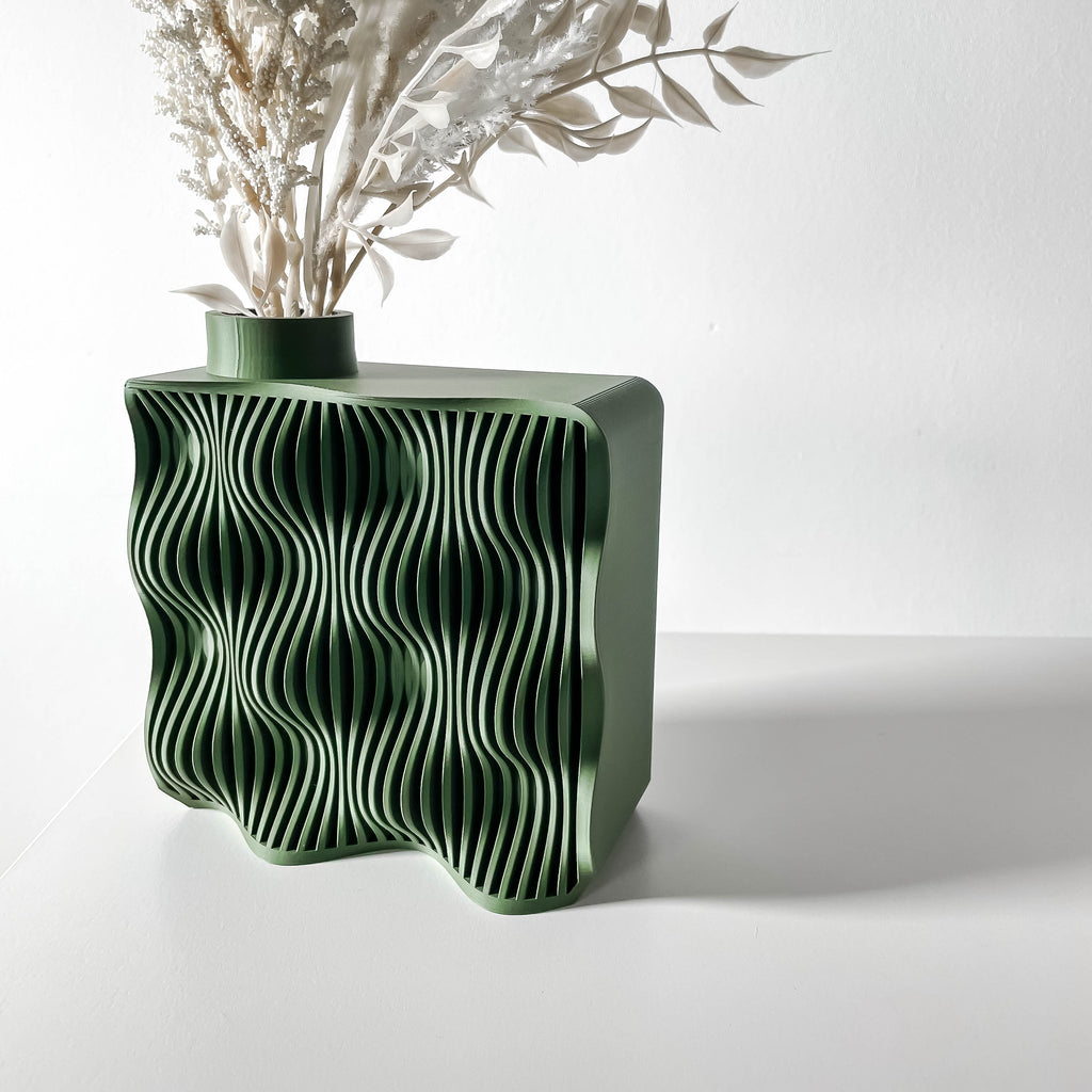 Kamso Vase