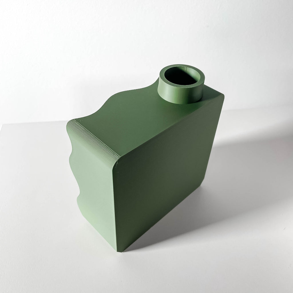Kamso Vase