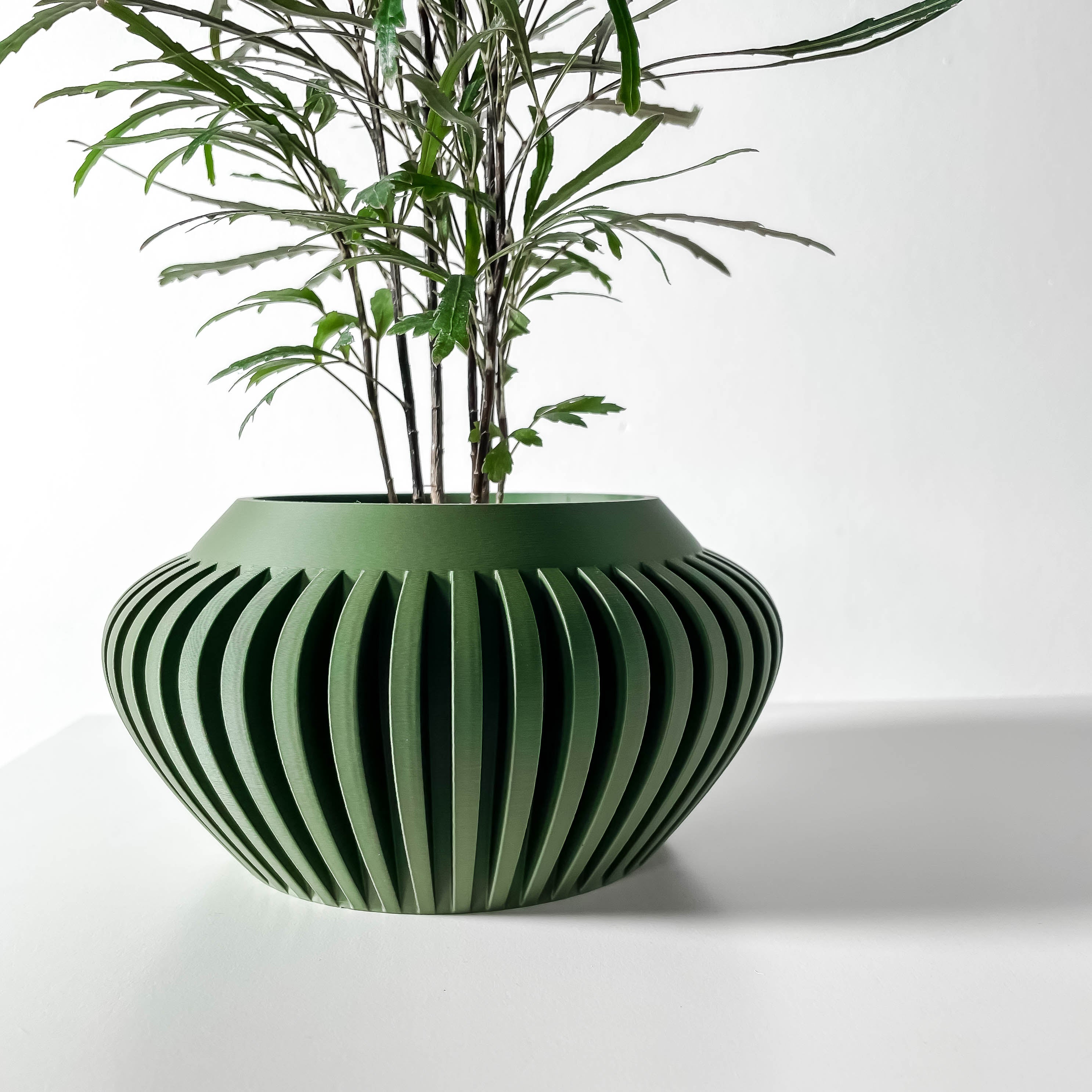 Caios Planter Pot