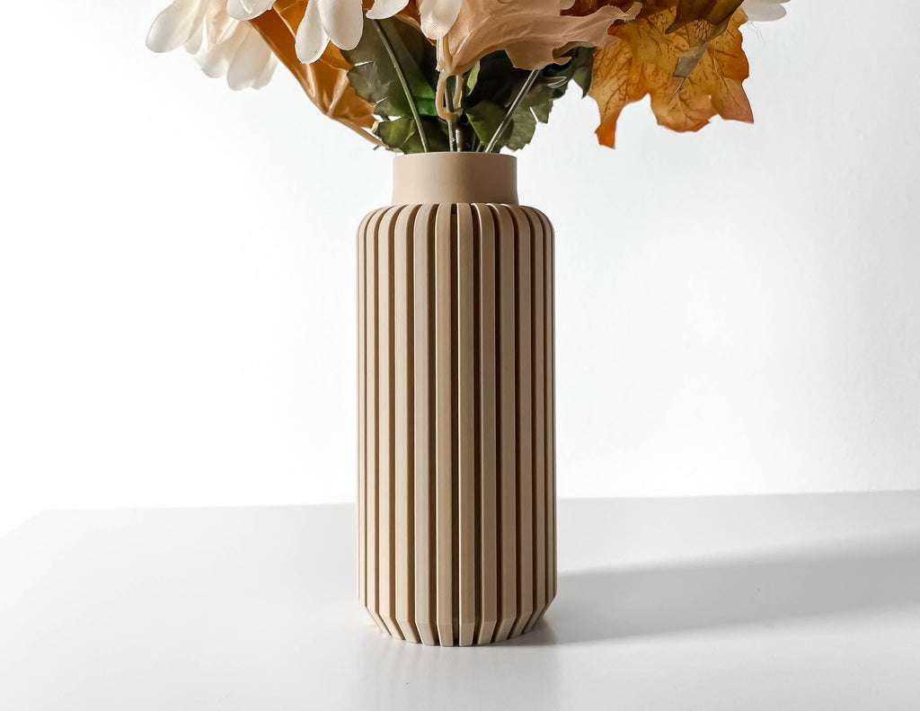 Yuso Vase