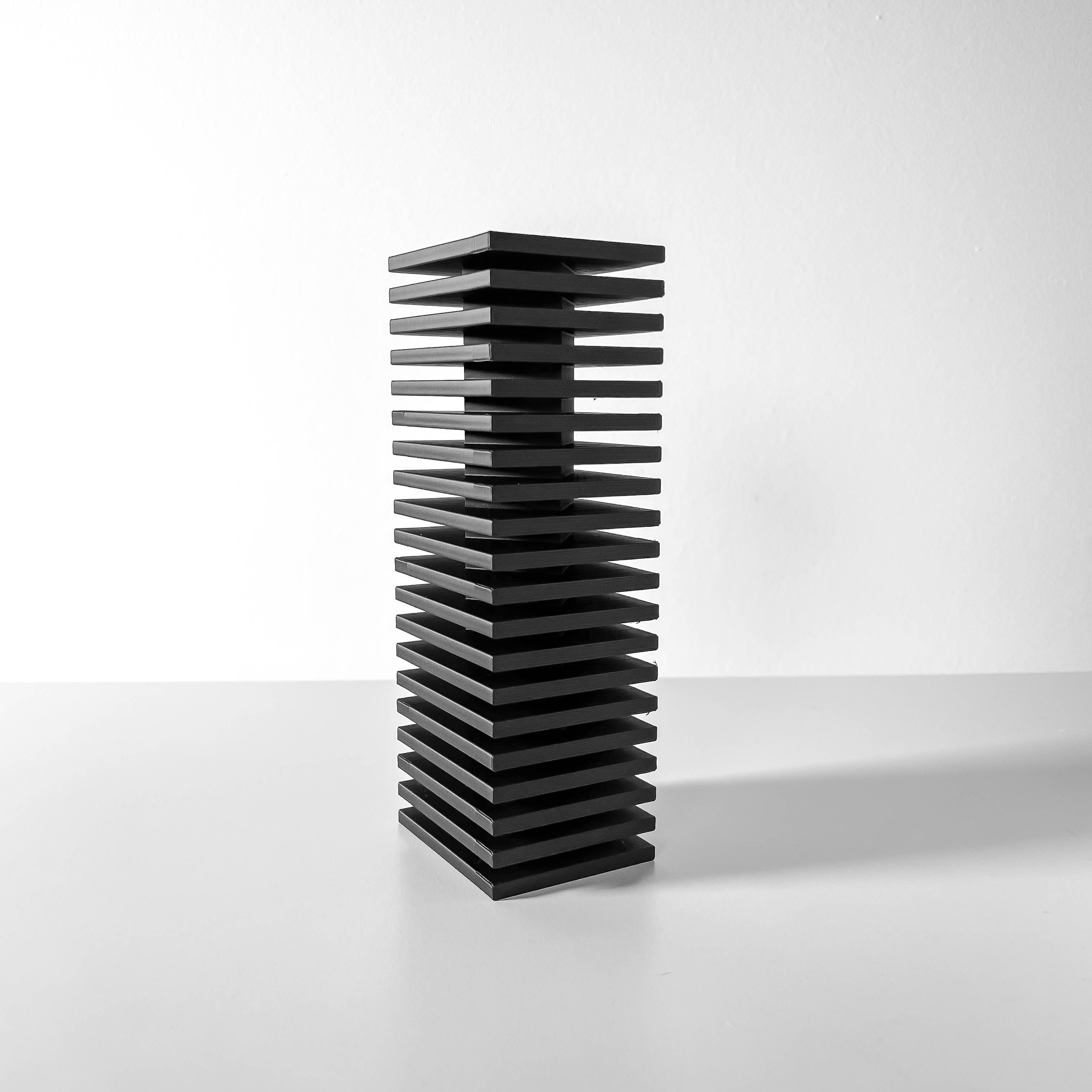 Nado Vase