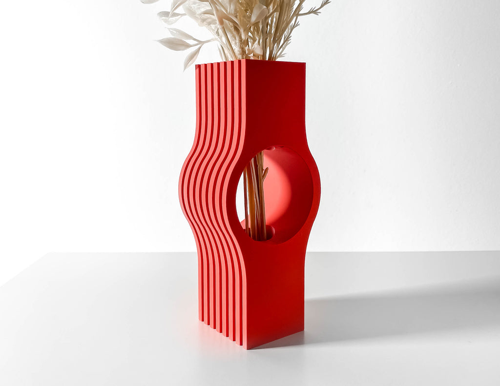 Nallo Vase