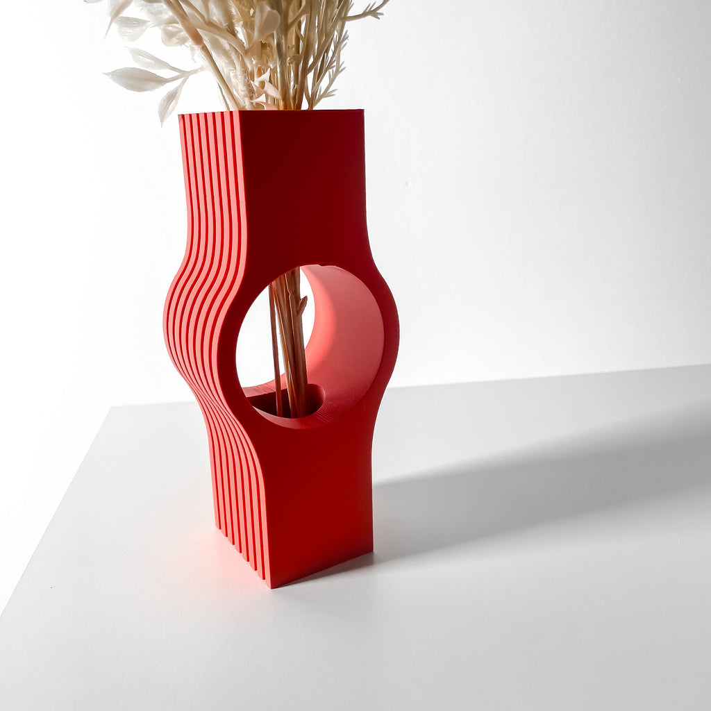 Nallo Vase