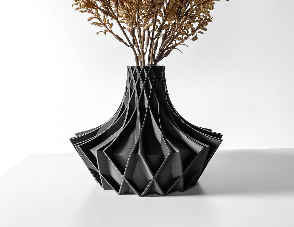 Arkan Short Vase