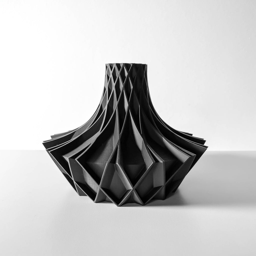 Arkan Short Vase